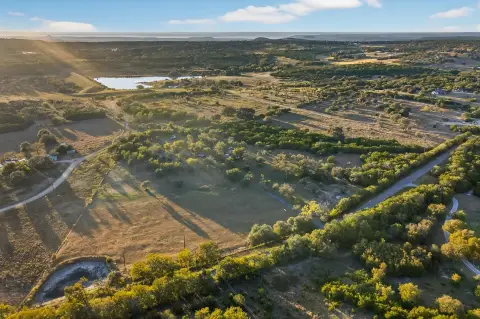 Unrestricted Estate with Multiple Dwellings