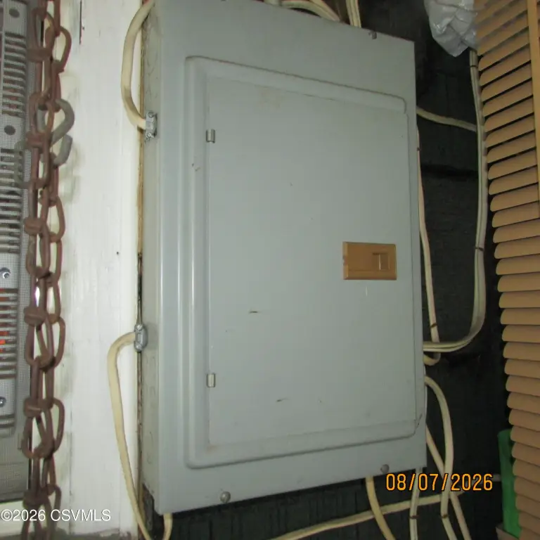 Picture 16