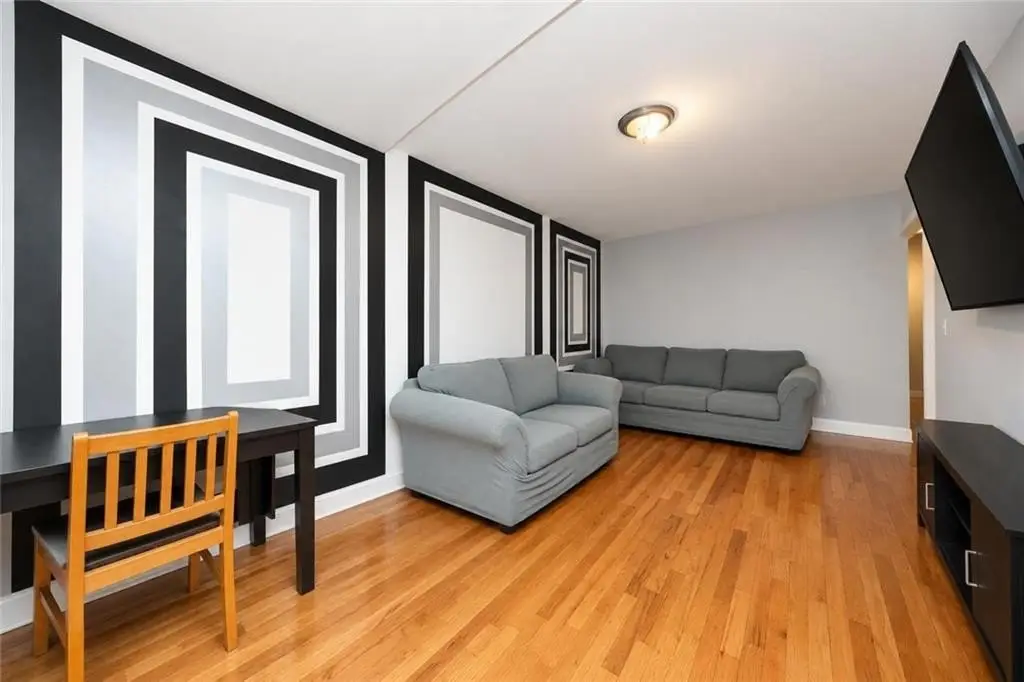 Picture 10