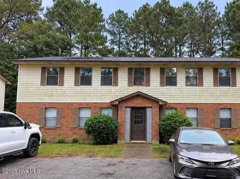 4-Unit Quadplex with Balconies