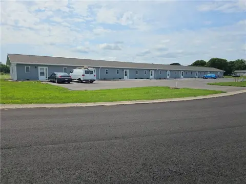 Newer 8-Plex Apartment Building