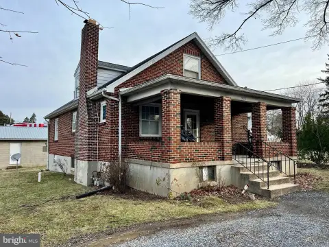 Harrisburg Income Property with Garages