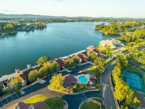 Short-Term Rental Condo with Boat Slip