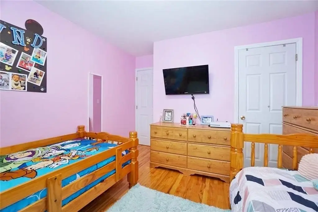 Picture 5