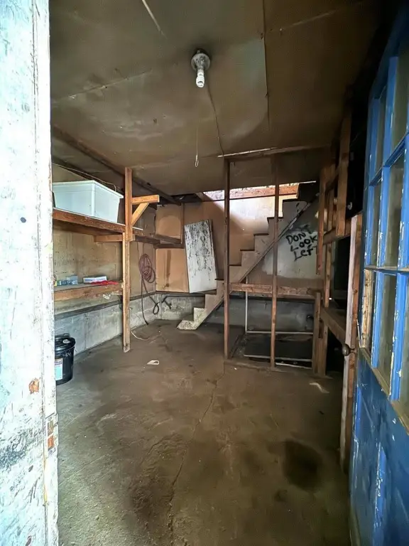 Picture 16