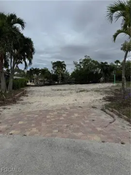 Fort Myers Beach Canal Lot