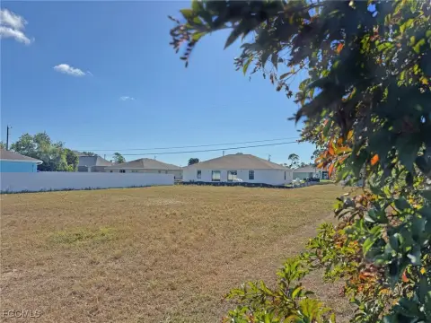 Residential Lot in Cape Coral