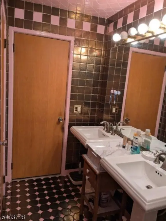 Picture 18