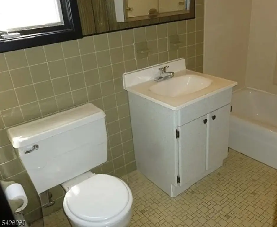 Picture 9