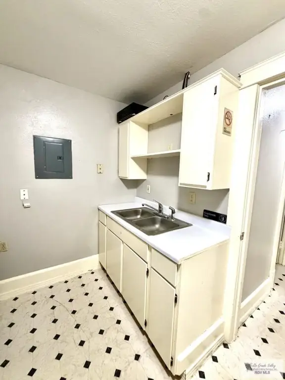 Picture 9