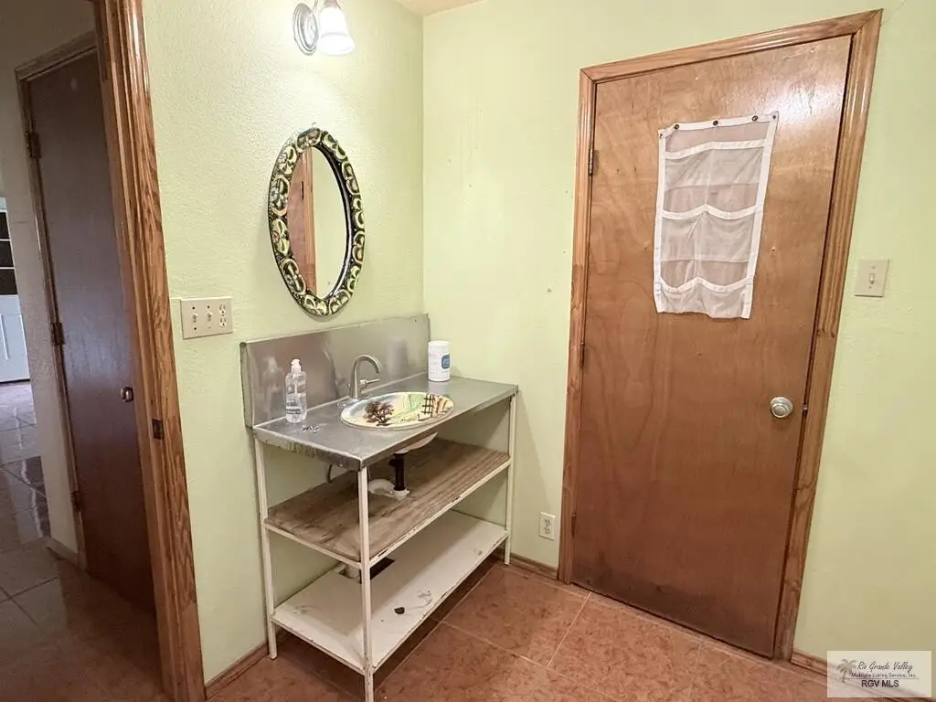 Picture 10