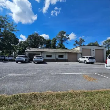 Flex Property with Service Bays
