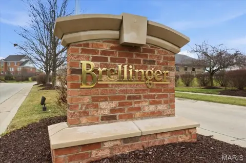 Residential Land in Columbia, IL