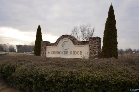 Land in Cherokee Ridge
