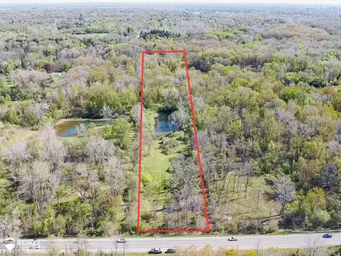 Wooded Land Near Flint Attractions