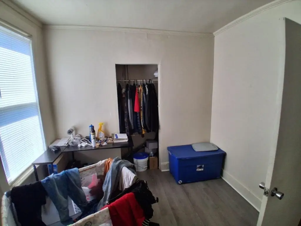 Picture 12