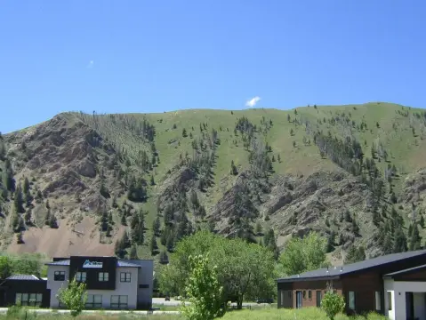 Residential Land in Hailey, ID