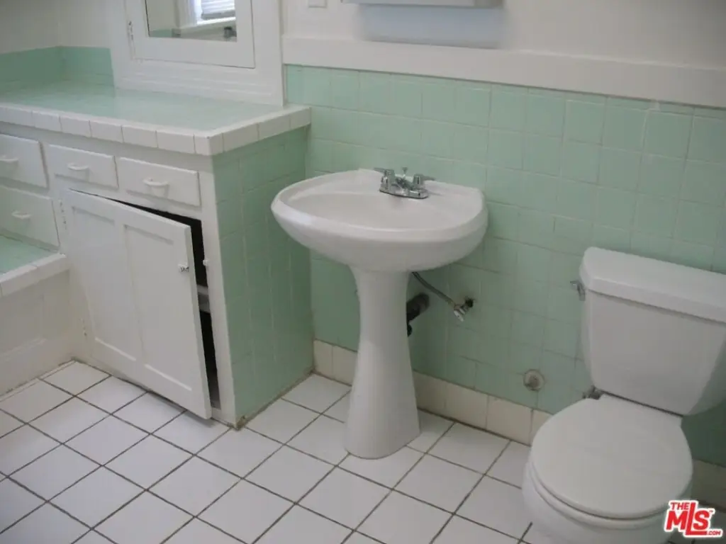 Picture 19