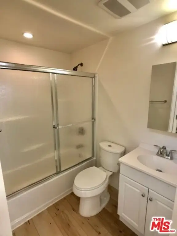 Picture 36