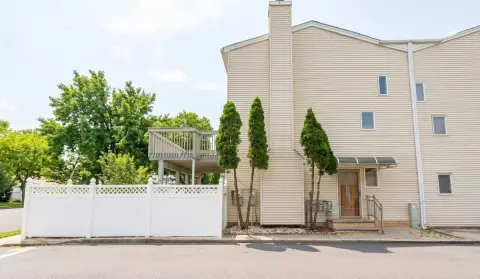 End-Unit Specialty Property