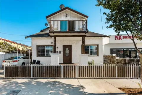 Long Beach Duplex Investment Opportunity