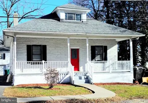 Bensalem Multifamily Home with Apartment