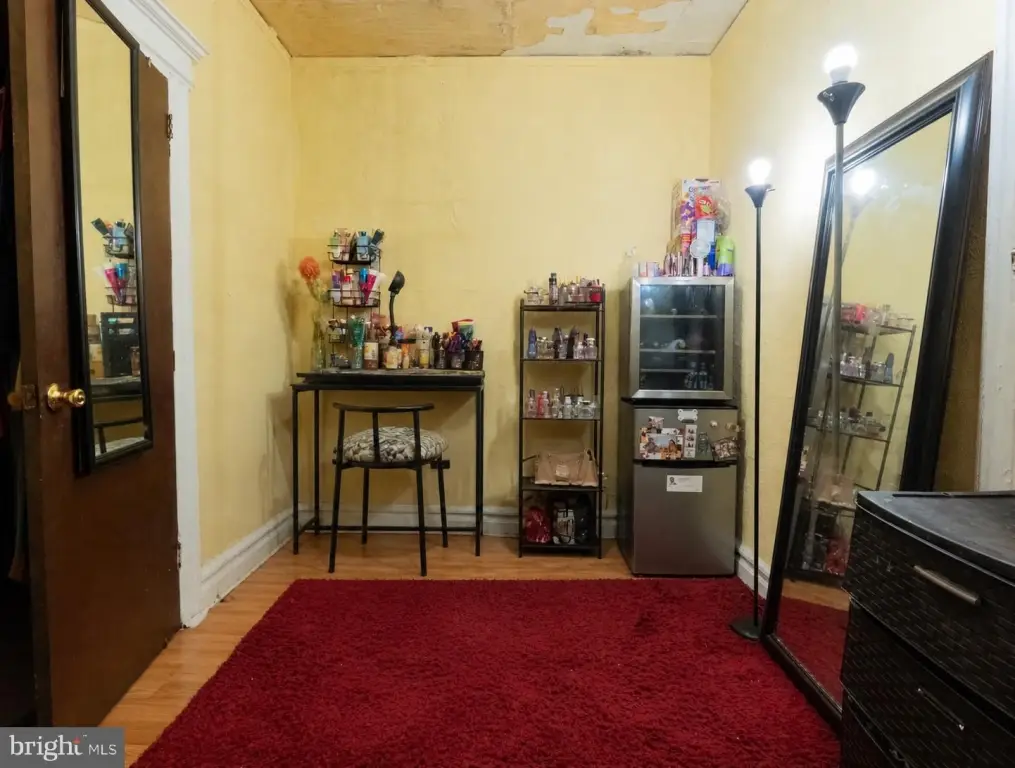Picture 16