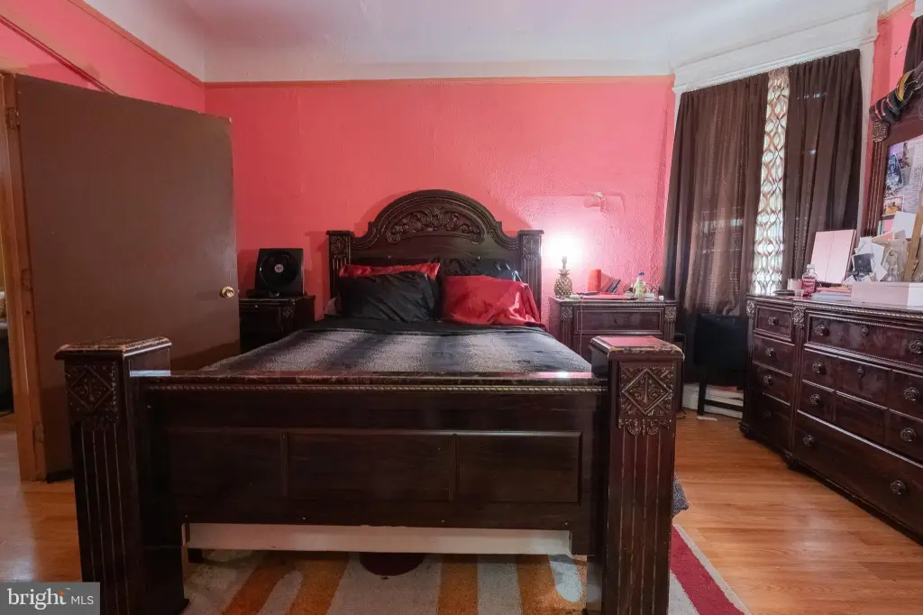 Picture 18