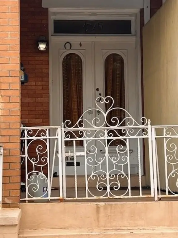 Picture 3