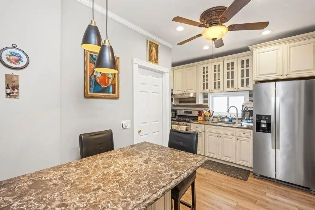 Picture 13