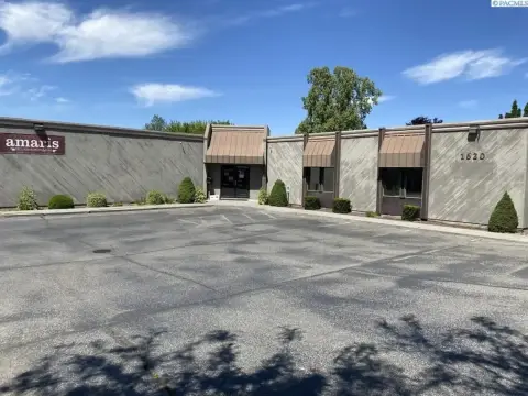 Pasco Office Building For Sale