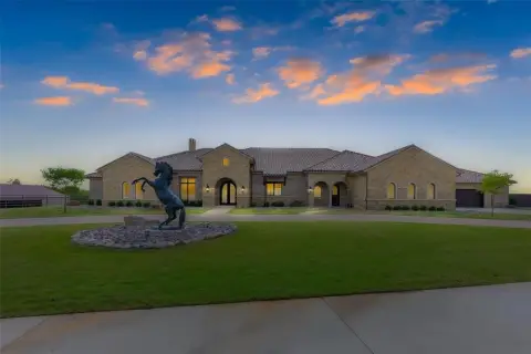 Celina Ranch with Indoor Arena