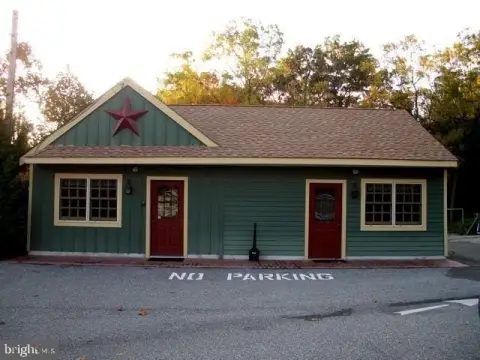 Downtown Mullica Hill Commercial Space