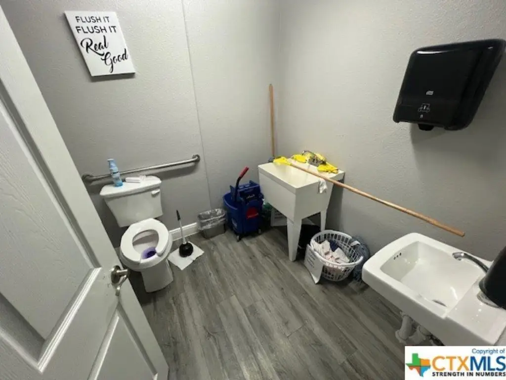 Picture 10