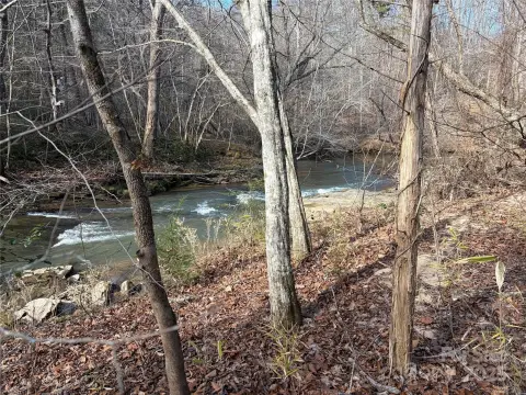 Land with Creek View