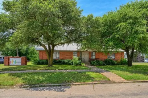 Sherman Income-Producing Retail Asset