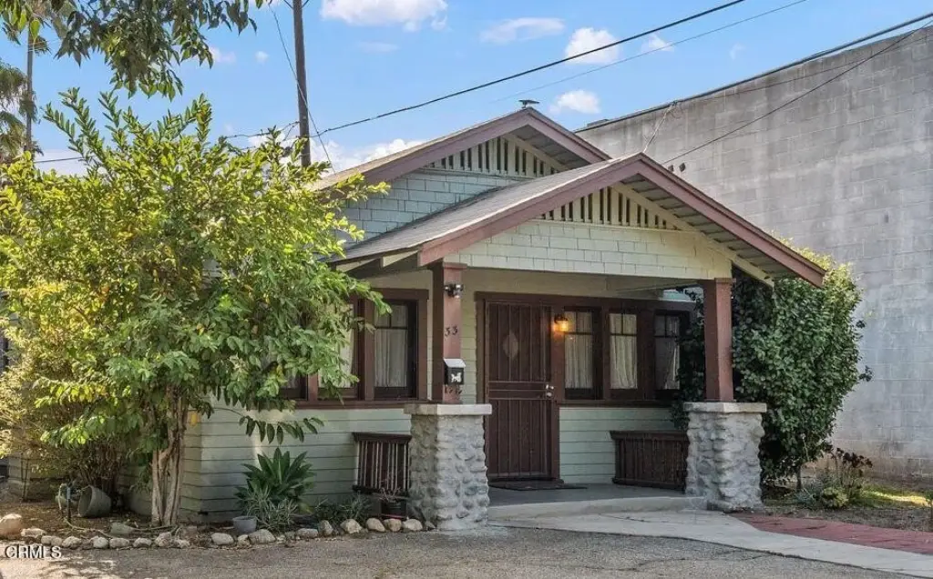 31 S Parkwood Ave, Pasadena, CA 91107
