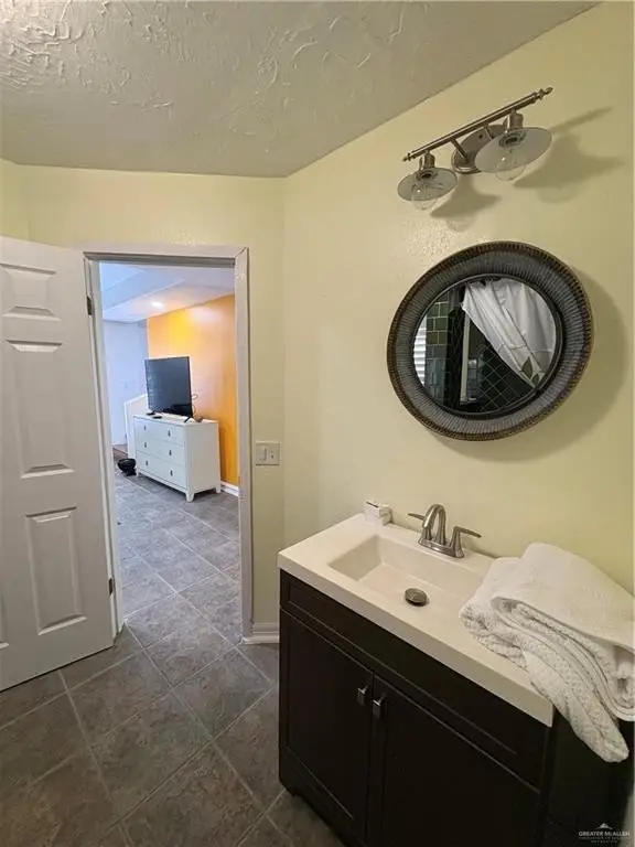 Picture 27