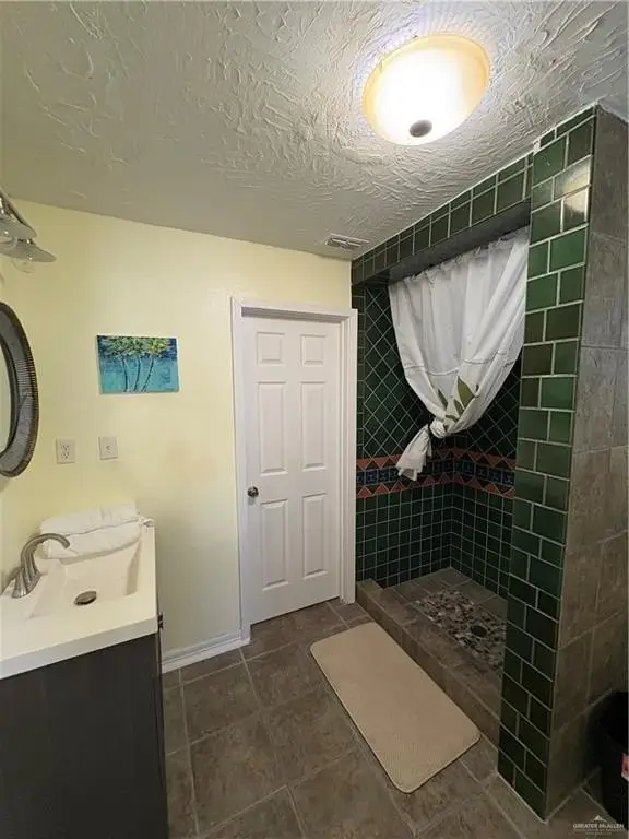 Picture 28
