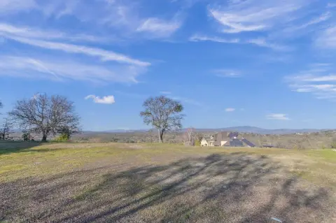 Ready-to-Build Lot in Copperopolis