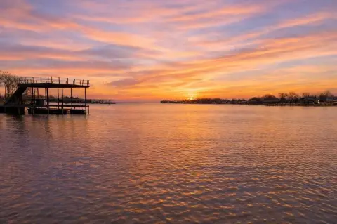 Waterfront Lot on Richland Chambers