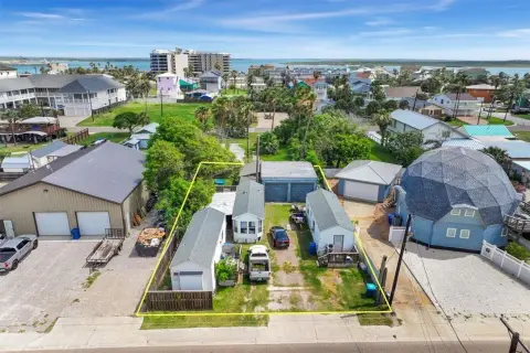 Commercial Property in Prime Location