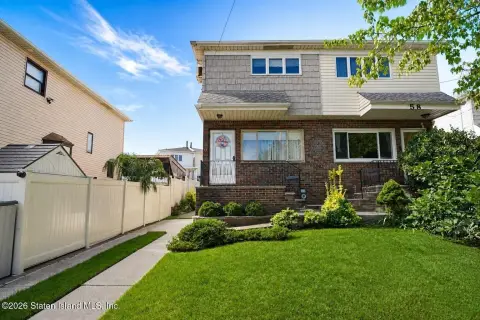 Duplex with Finished Basement