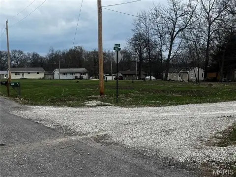 Residential Land in Montgomery City