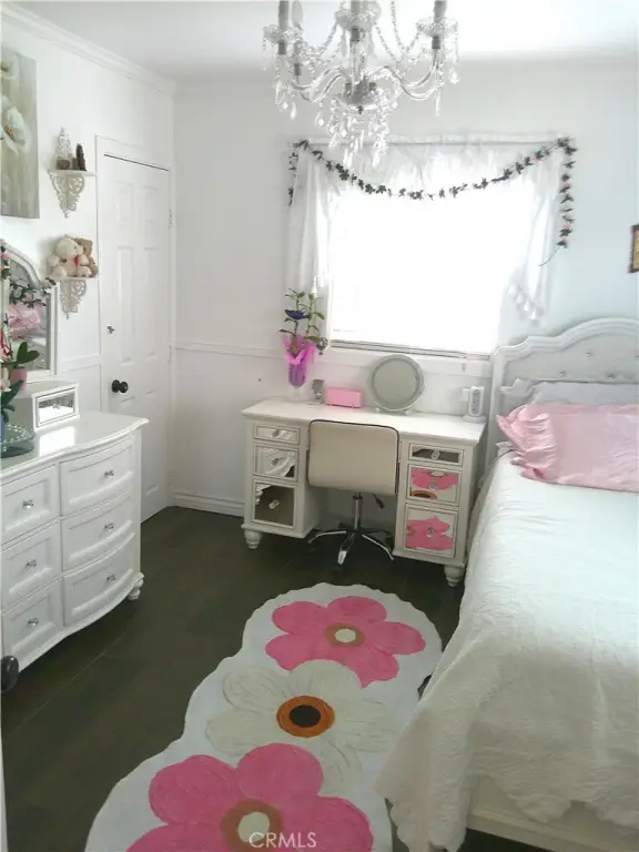 Picture 33