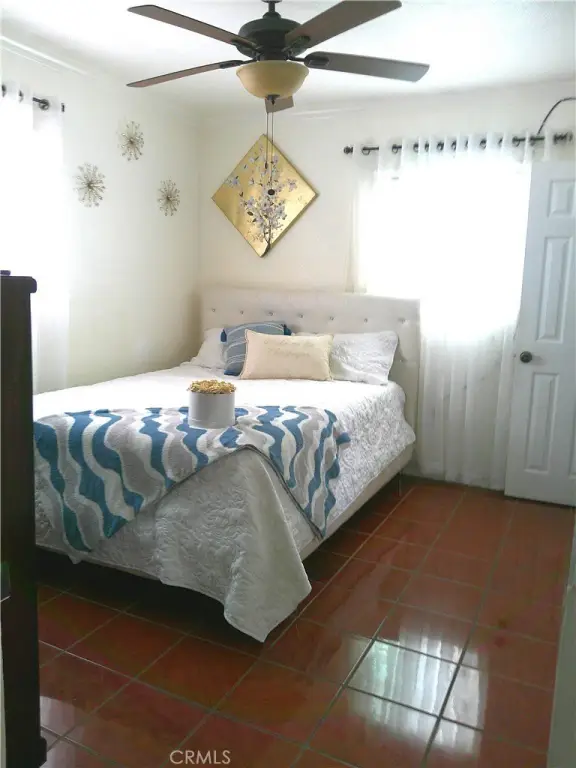 Picture 36