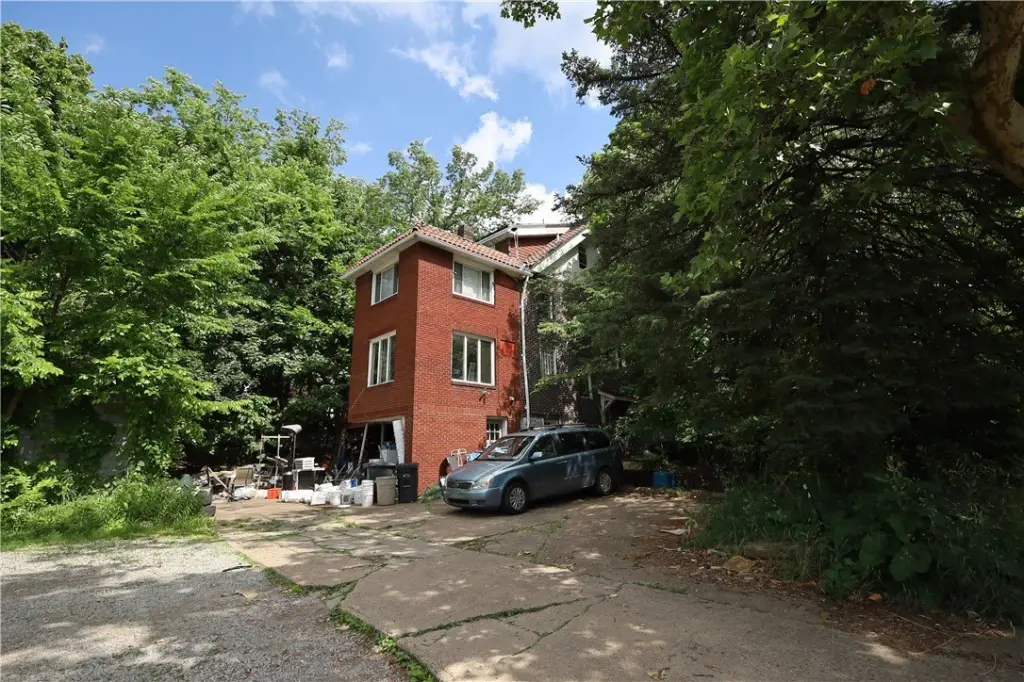 Picture 19