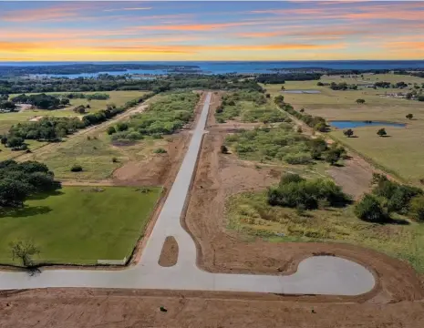 Pilot Point Land Near Lake