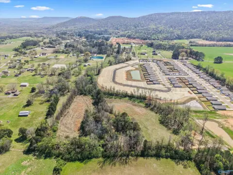 Land in New Hope, Alabama