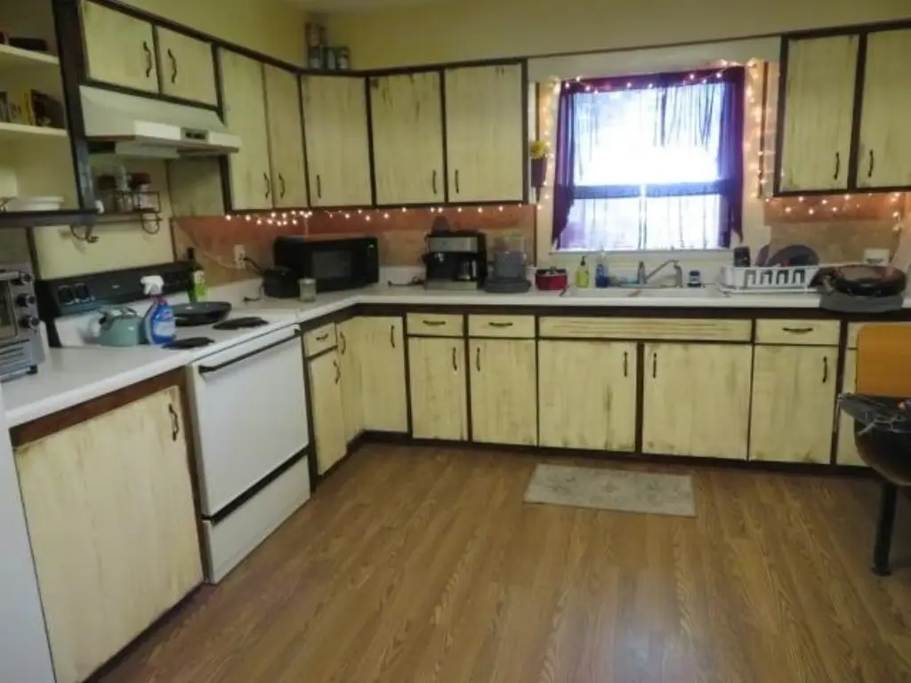 Picture 3